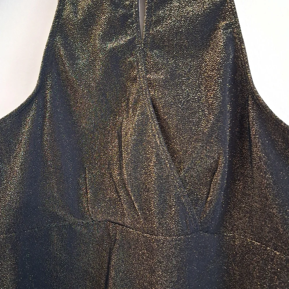 Hot Kiss Black and Gold Sparkle Dress - Picture 3 of 8